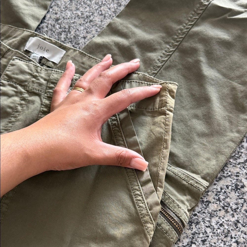 Joie Aerial Utility Jogger Pants in Fatigue| Sz 6 - Picture 6 of 11